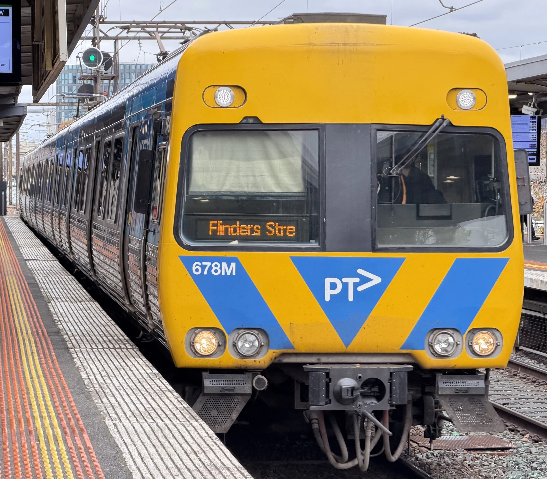 Alstom Comeng 678M
