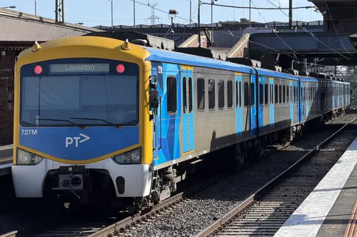 Siemens Nexas 727M