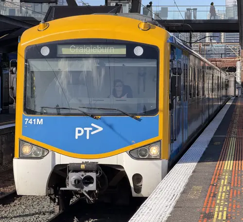 Siemens Nexas 741M