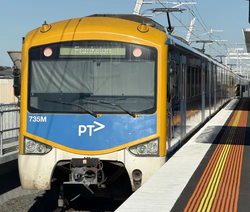 Siemens Nexas 735M