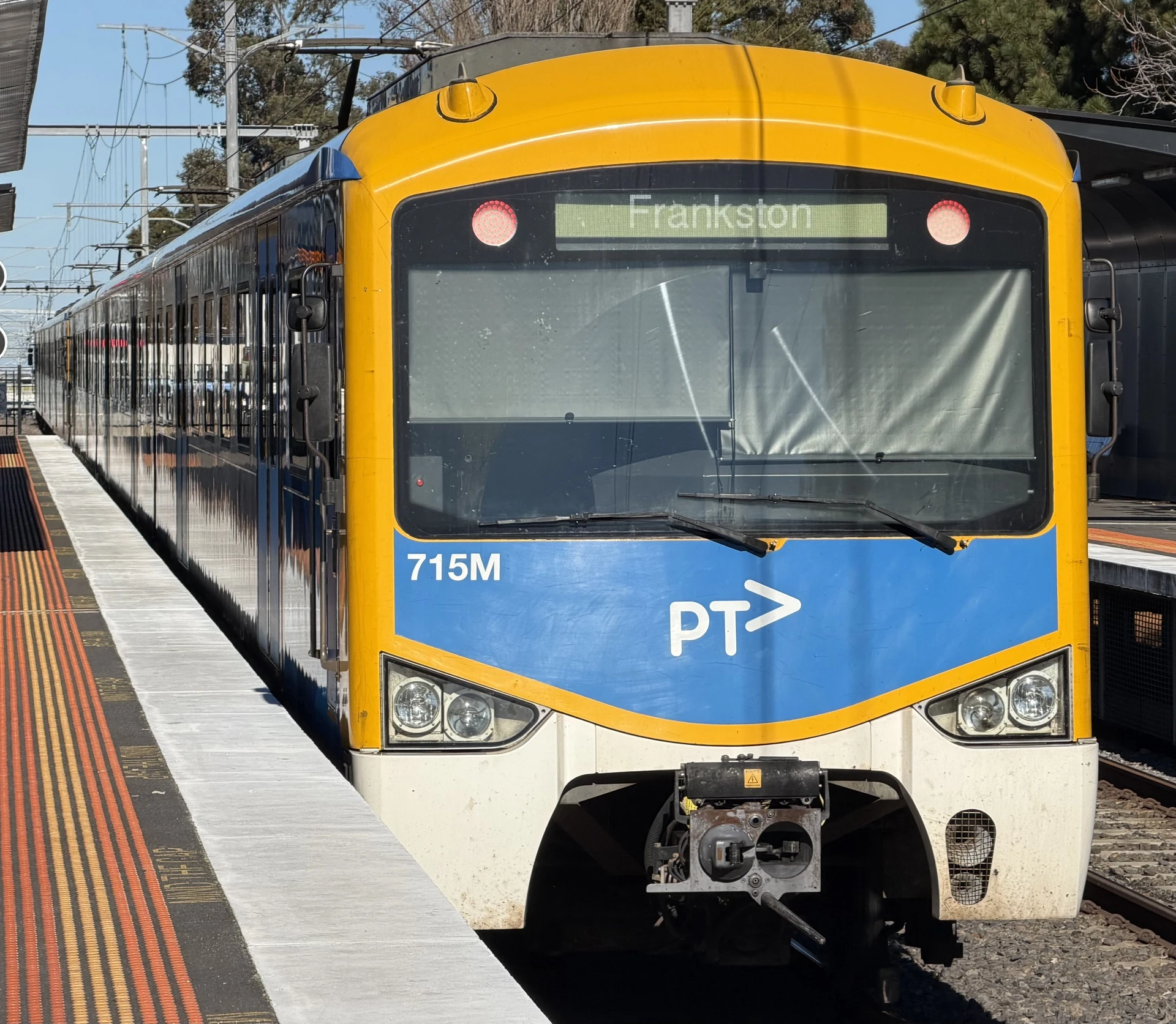 Siemens Nexas 715M