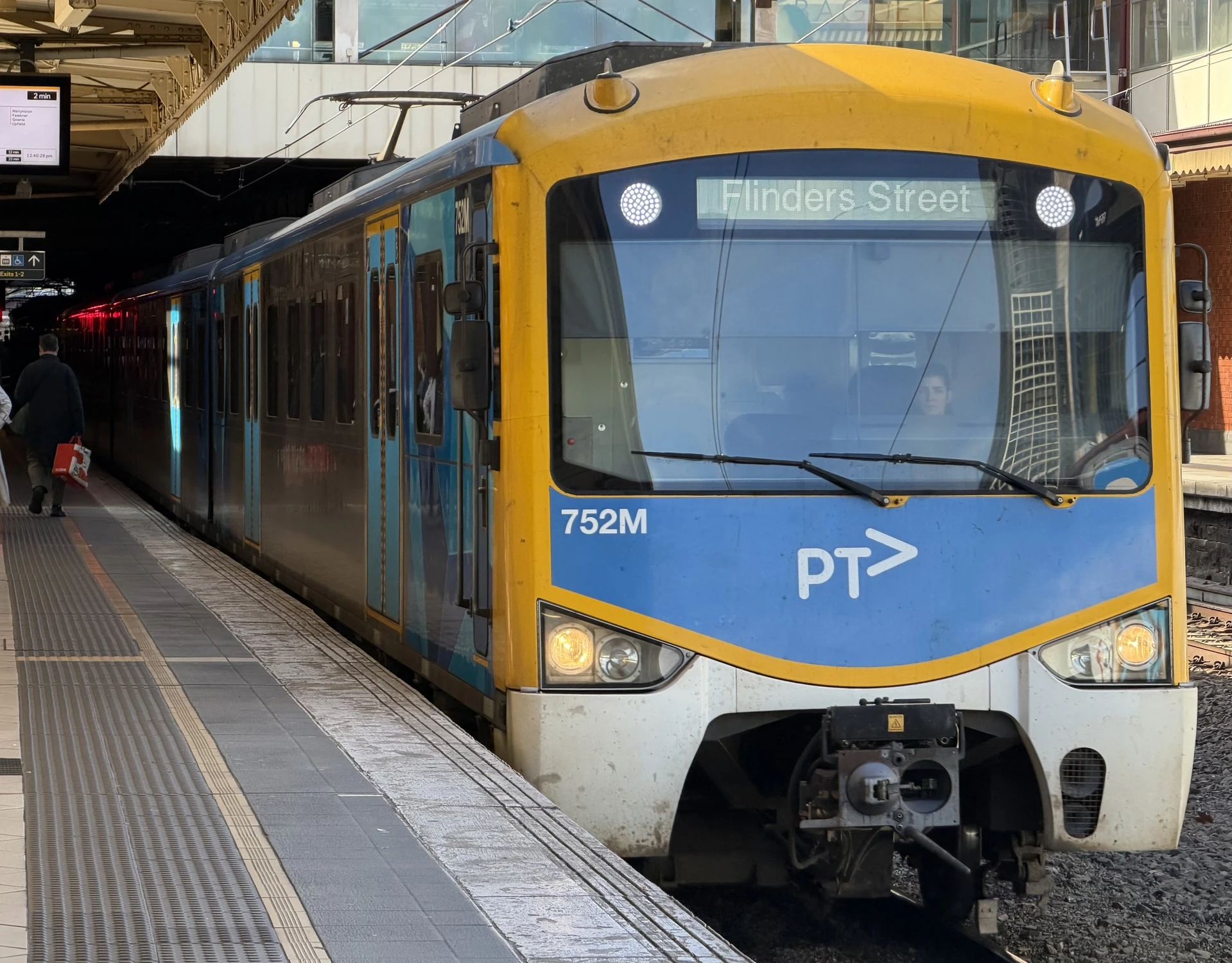 Siemens Nexas 752M