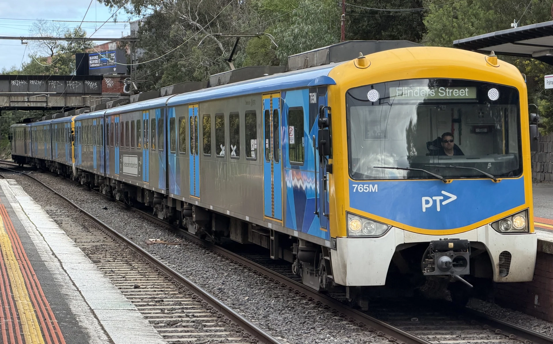 Siemens Nexas 765M