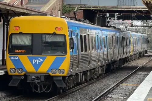 Alstom Comeng 562M