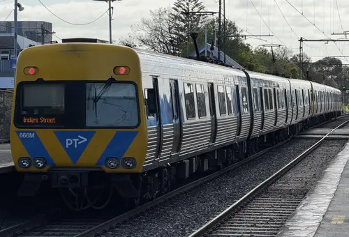 Alstom Comeng 666M