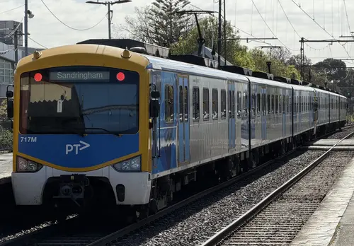 Siemens Nexas 717M