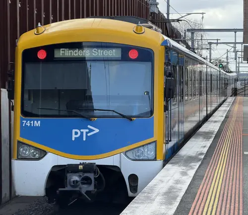 Siemens Nexas 741M