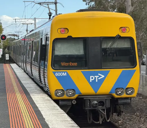 Alstom Comeng 600M