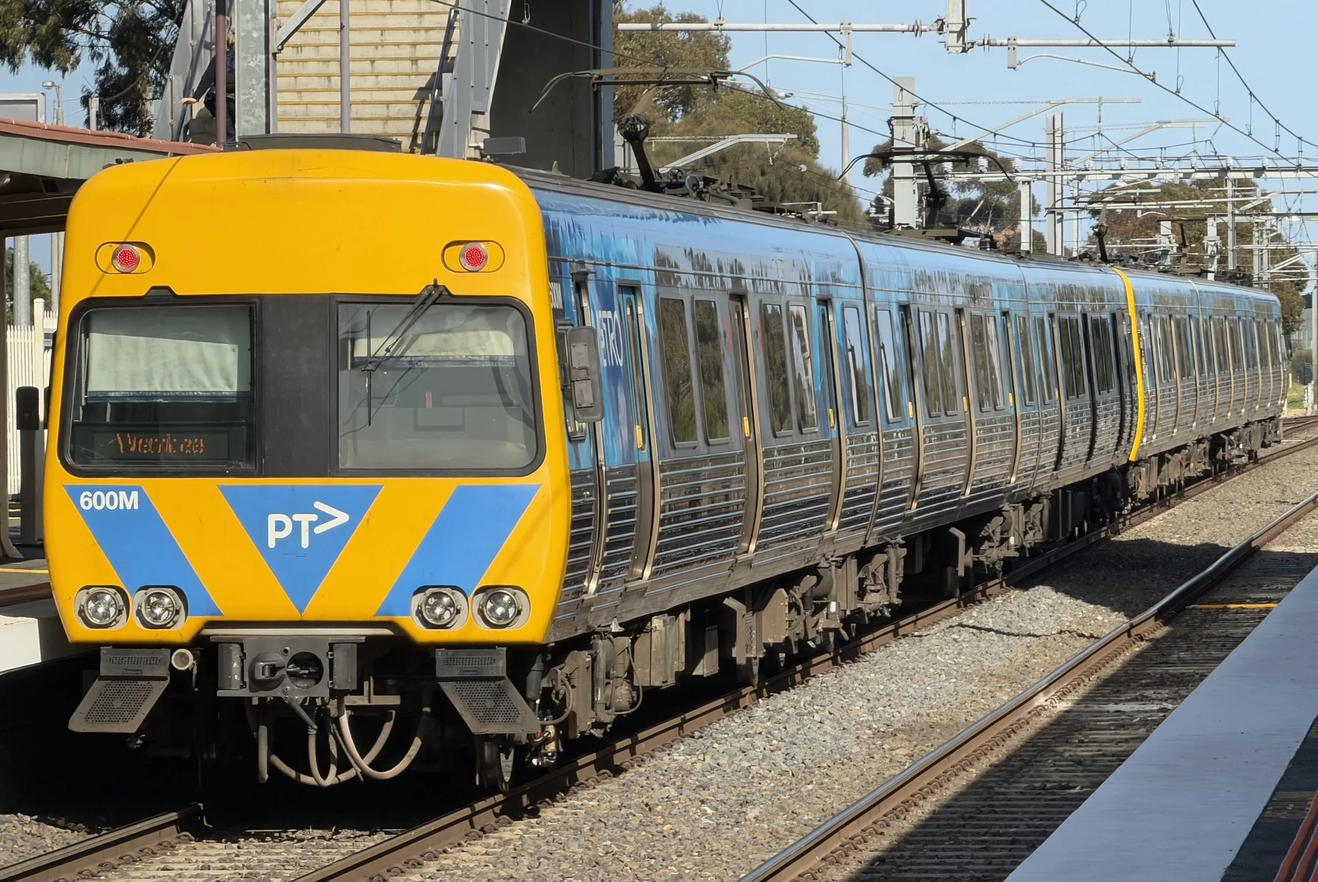Alstom Comeng 600M