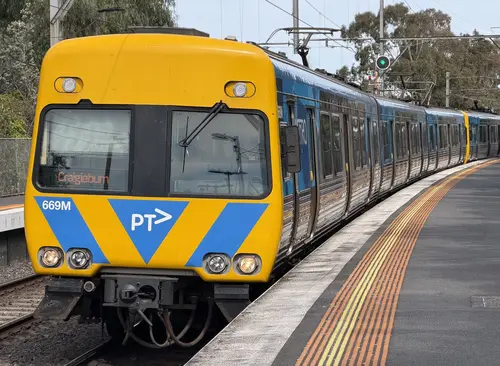 Alstom Comeng 669M