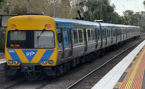 Alstom Comeng 666M