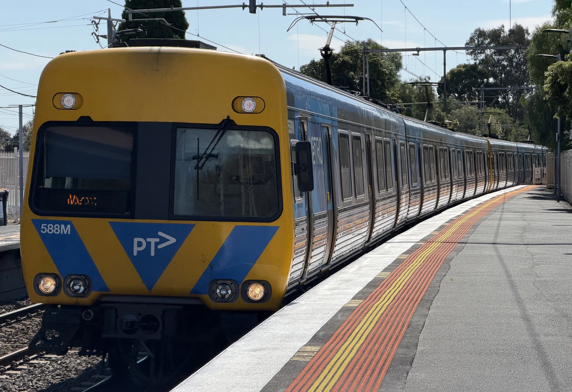 Alstom Comeng 588M