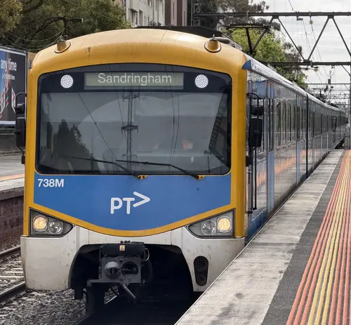 Siemens Nexas 738M