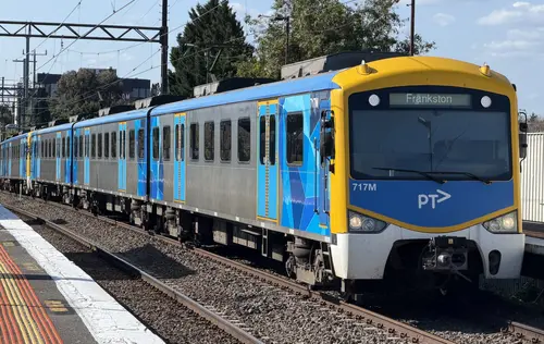 Siemens Nexas 717M