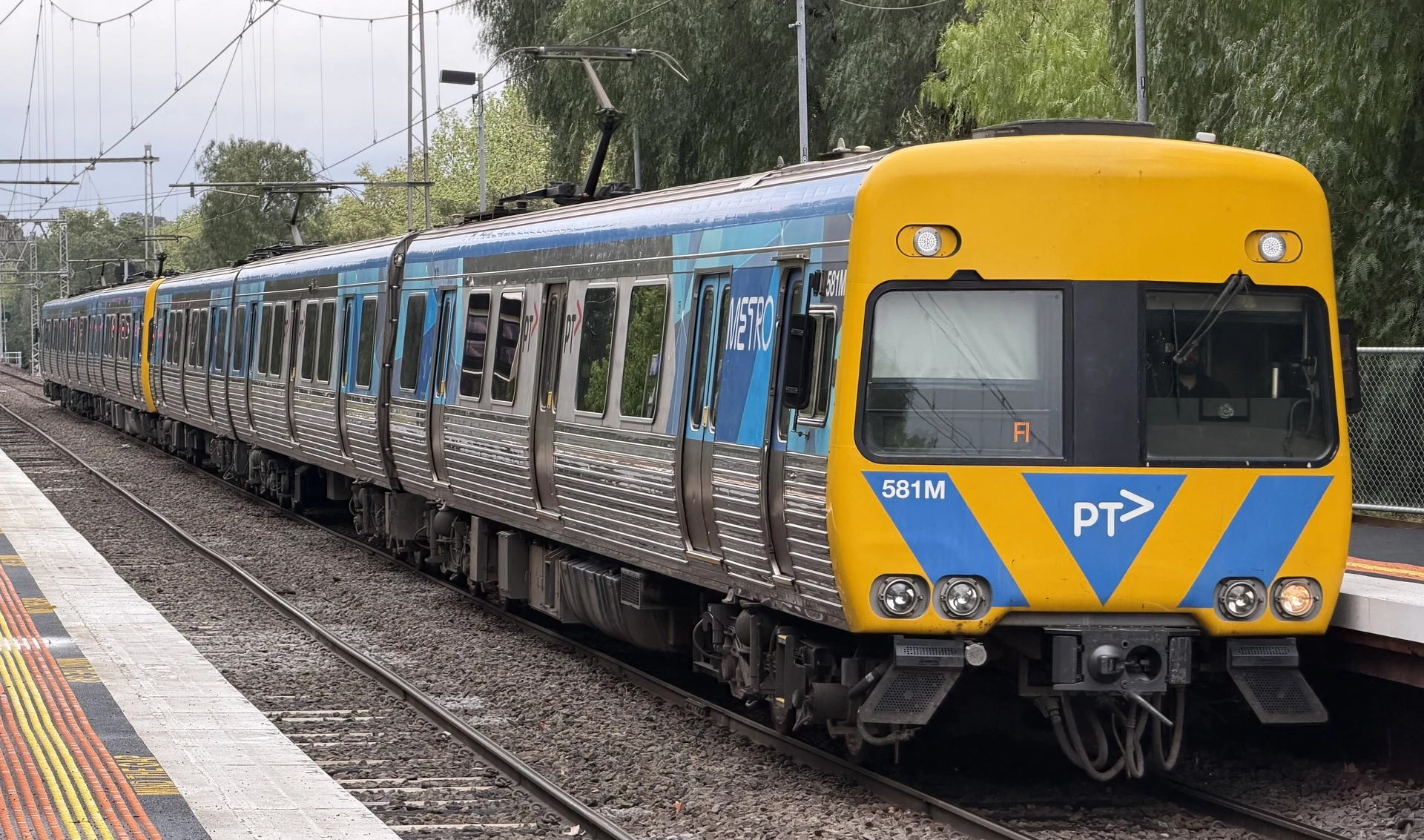 Alstom Comeng 581M