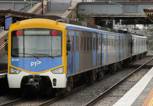 Siemens Nexas 821M