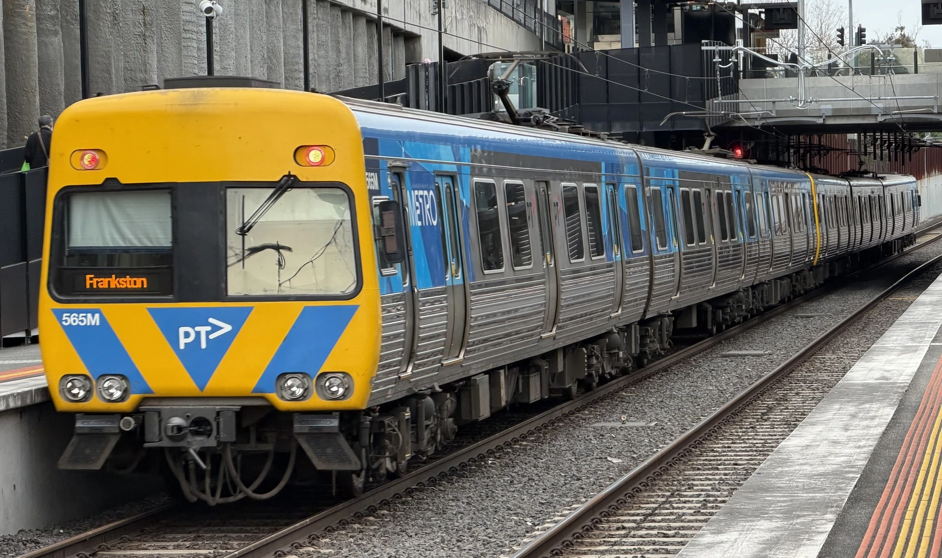 Alstom Comeng 565M