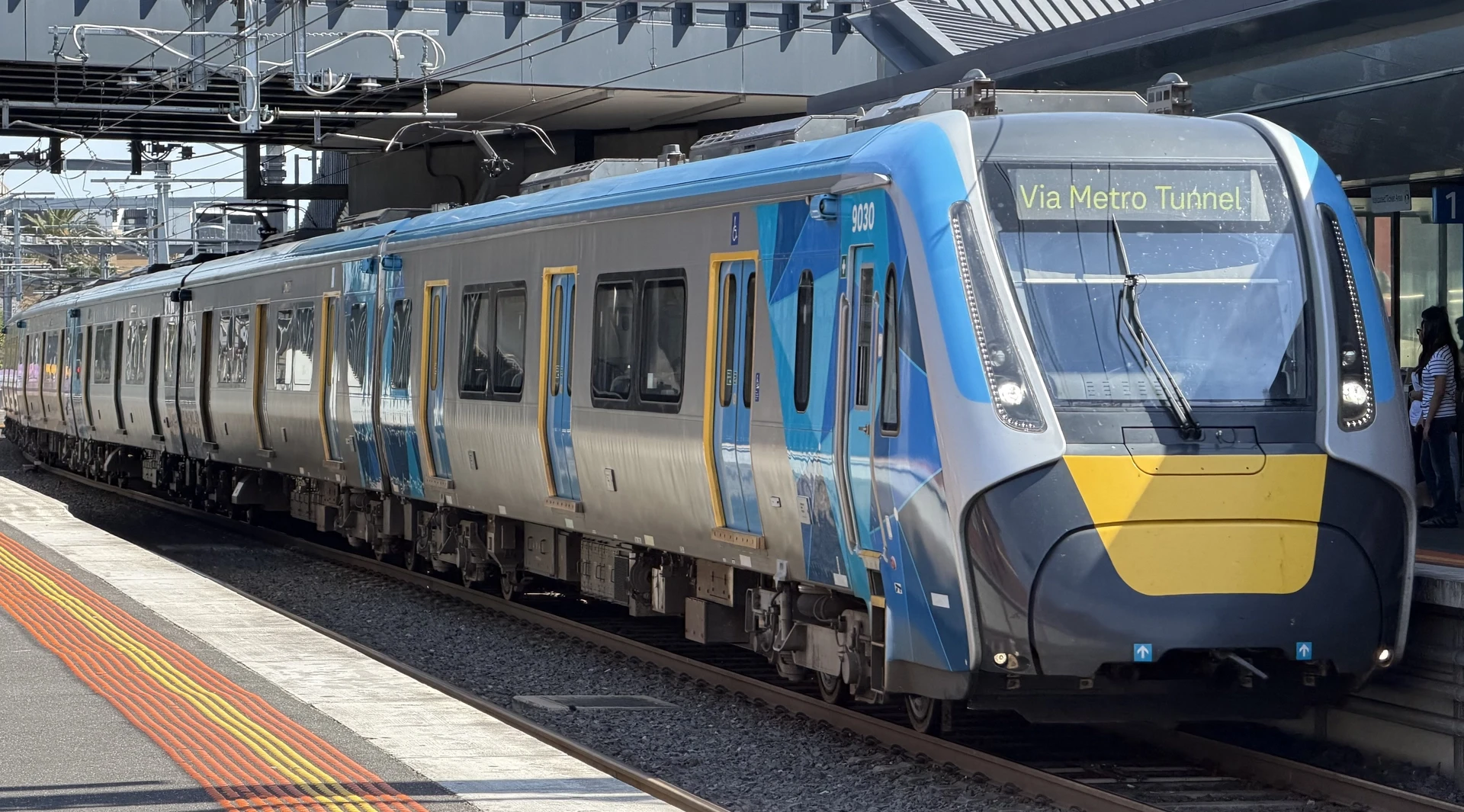 HCMT 9030