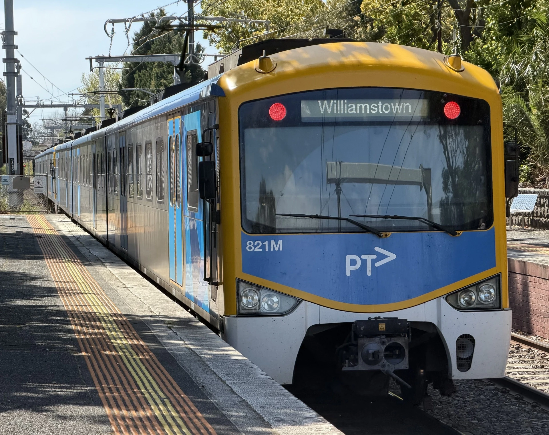 Siemens Nexas 821M