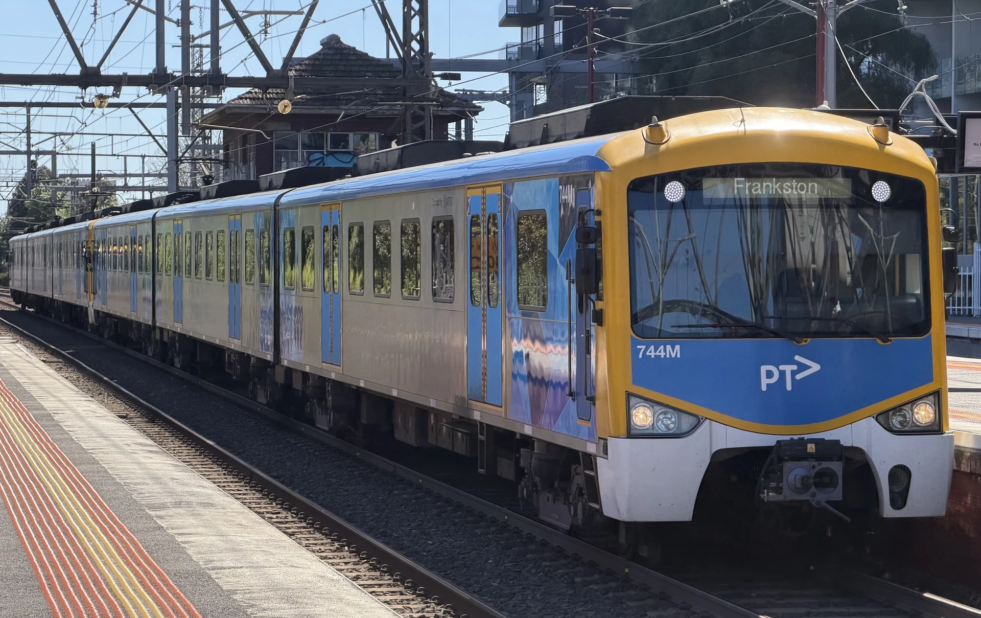 Siemens Nexas 744M