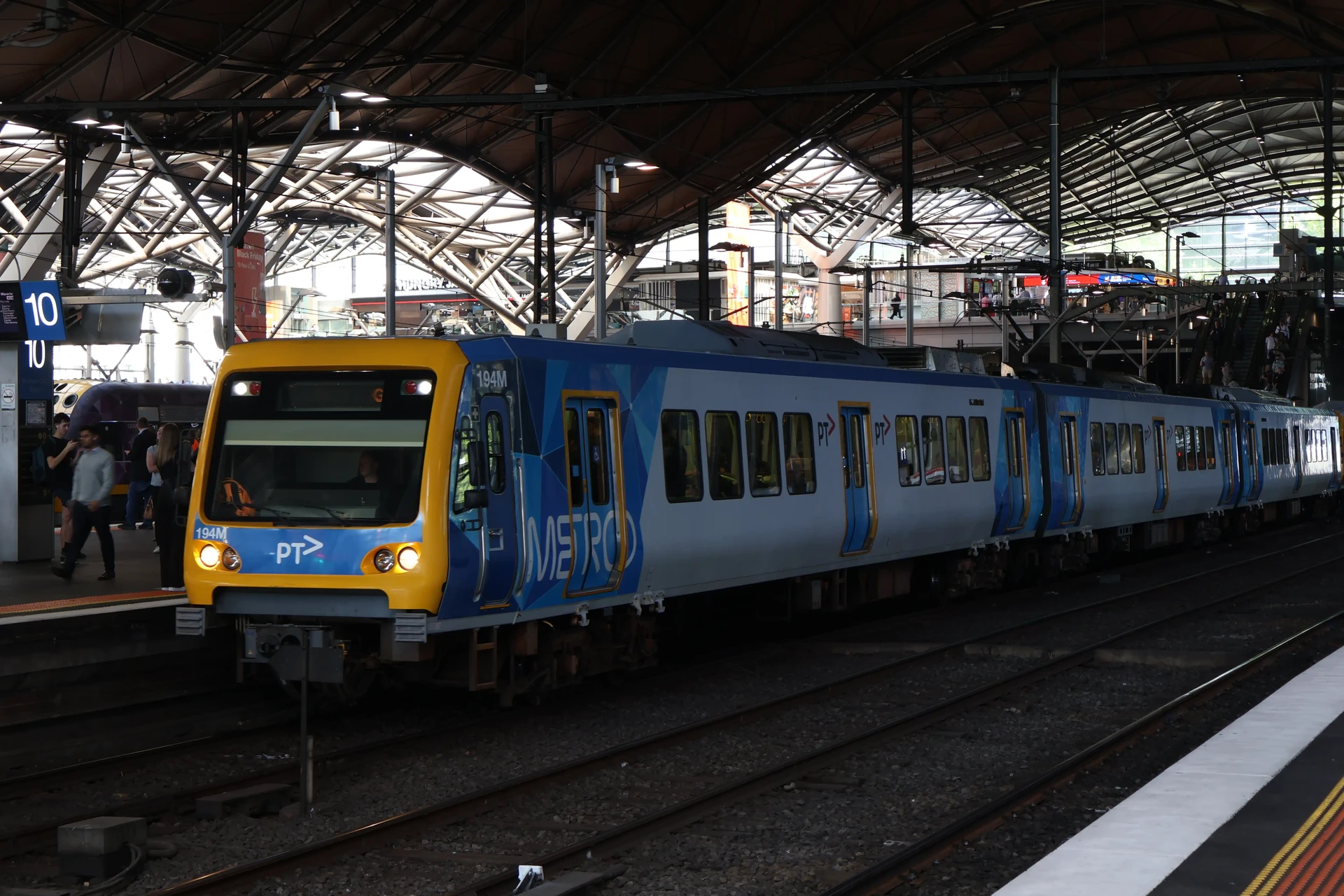 X'Trapolis 100 194M