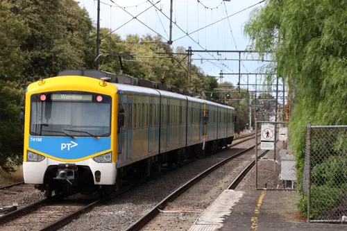 Siemens Nexas 741M
