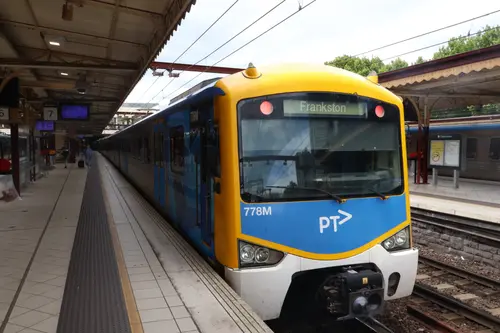 Siemens Nexas 778M