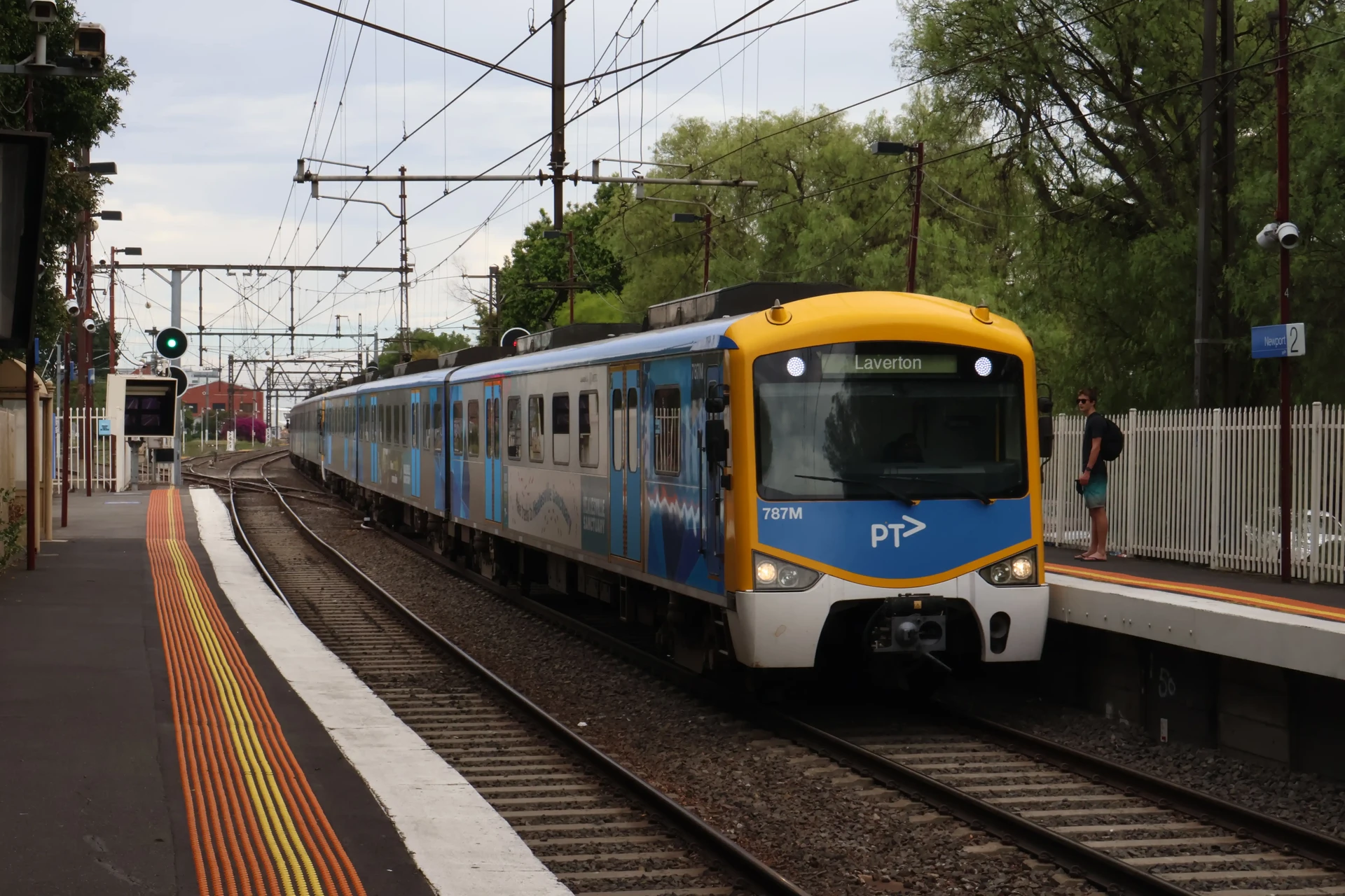 Siemens Nexas 787M