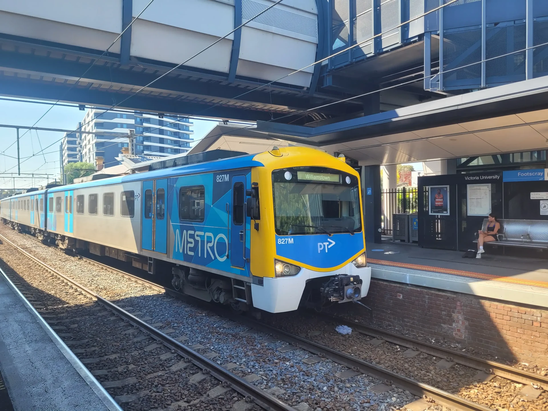 Siemens Nexas 827M