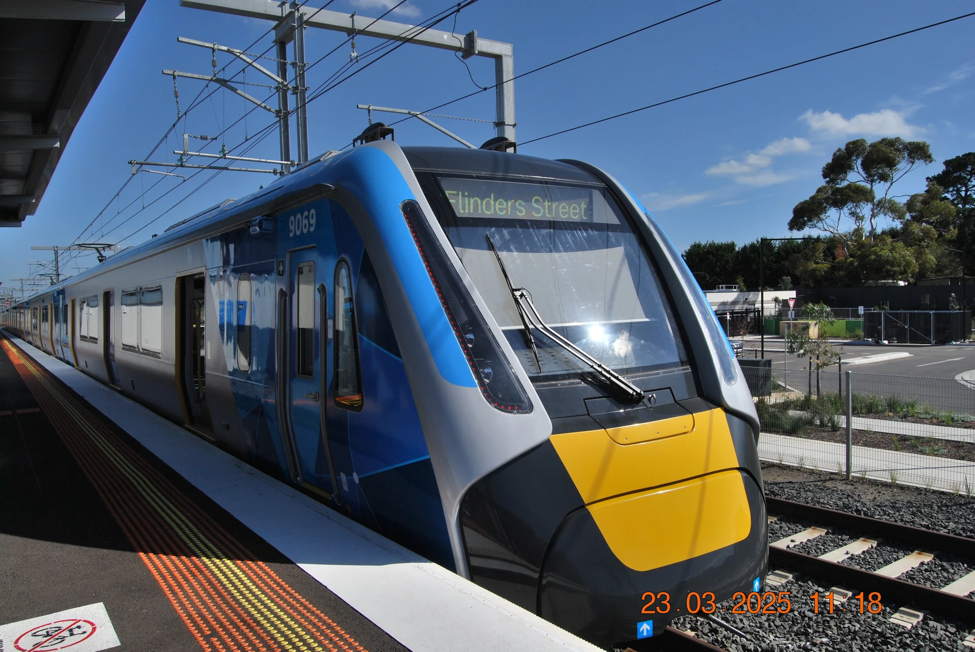 HCMT 9069