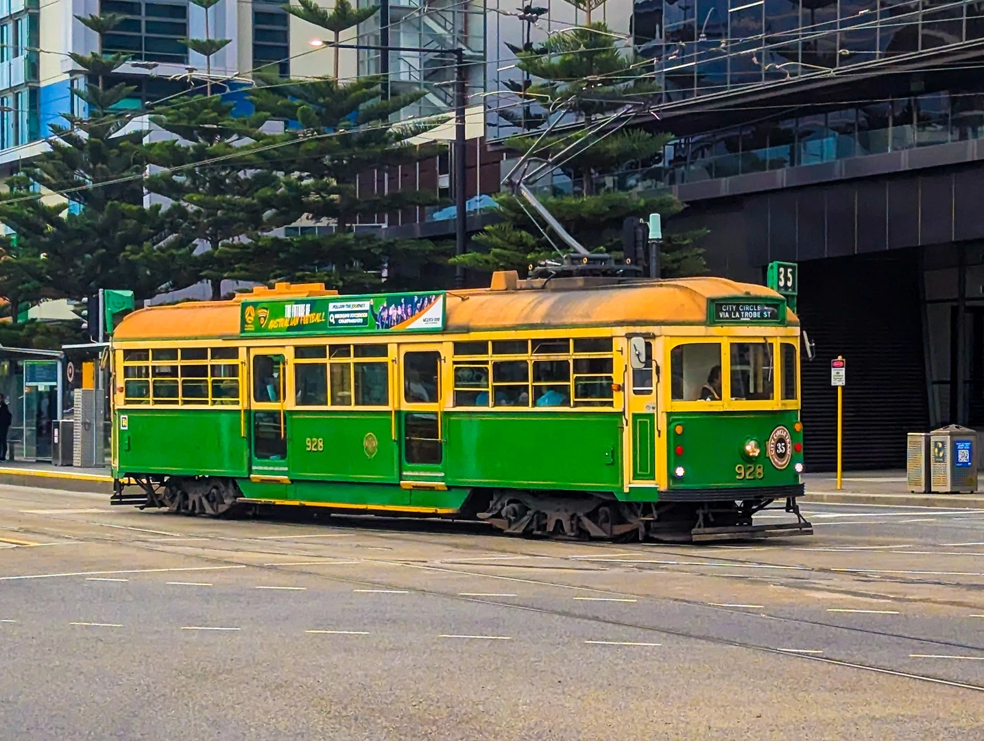 W Class 928