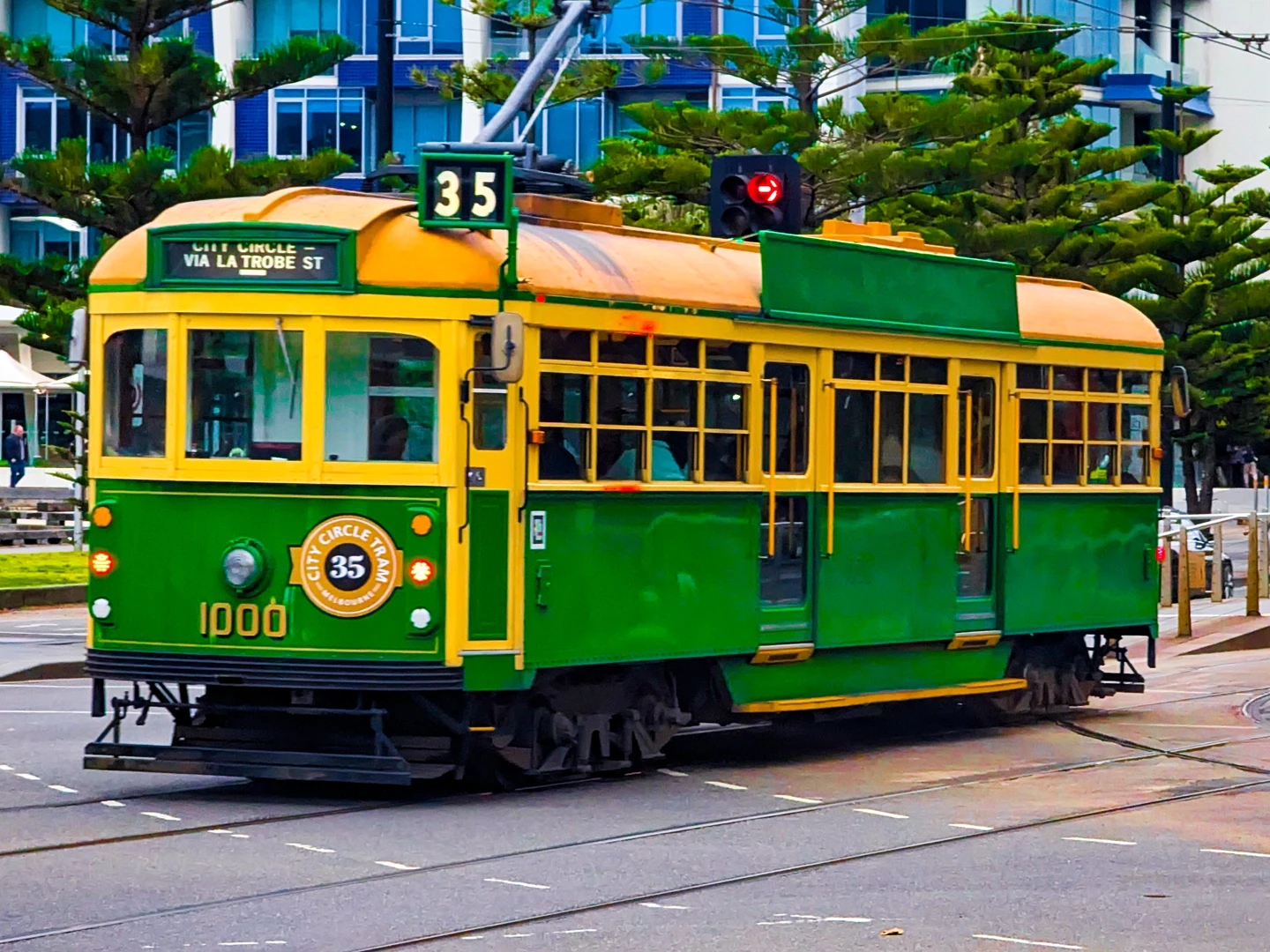 W Class 1000