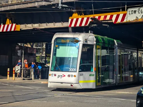 C Class 3009