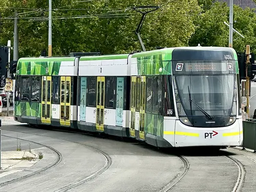 E Class 6016