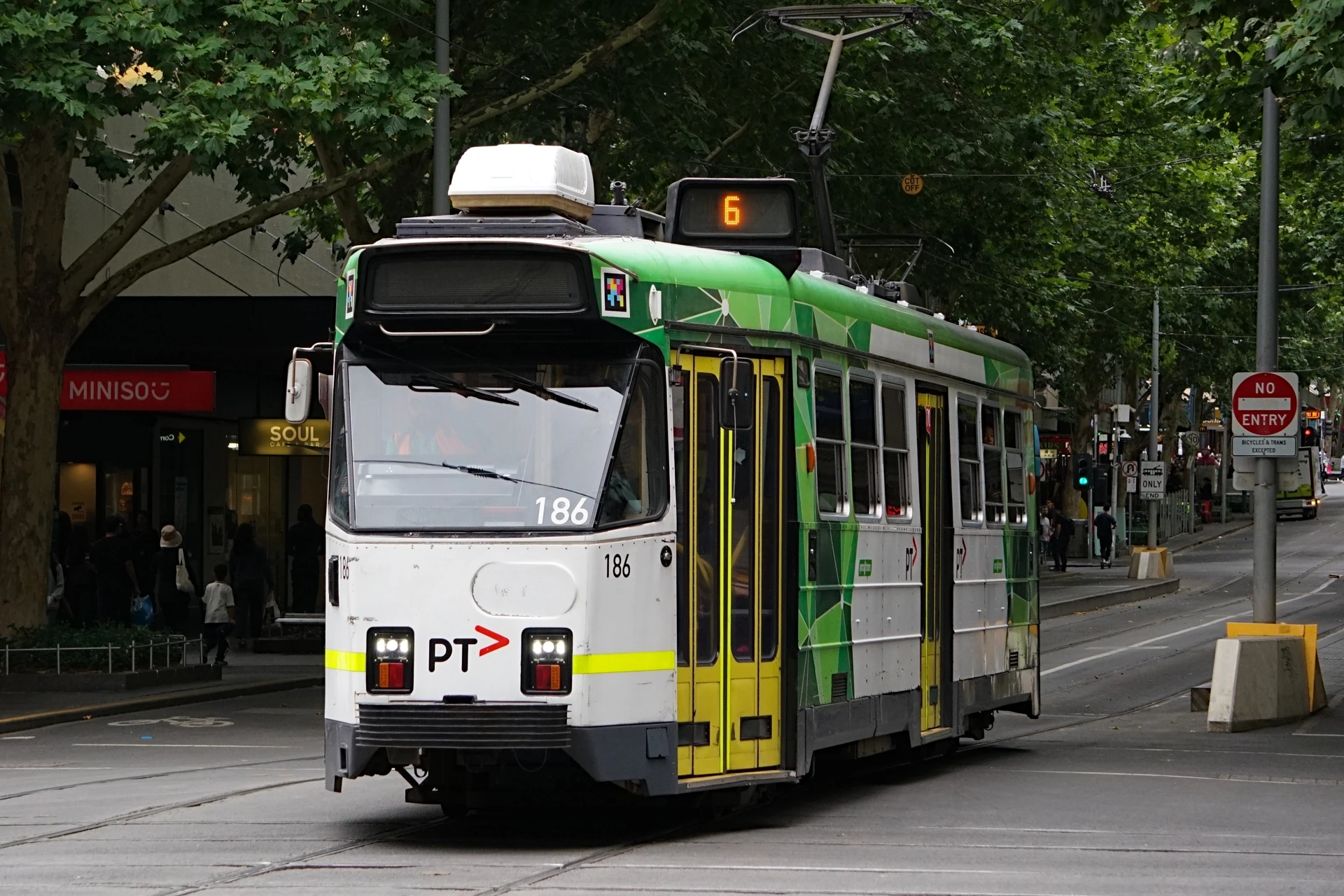 Z Class 186