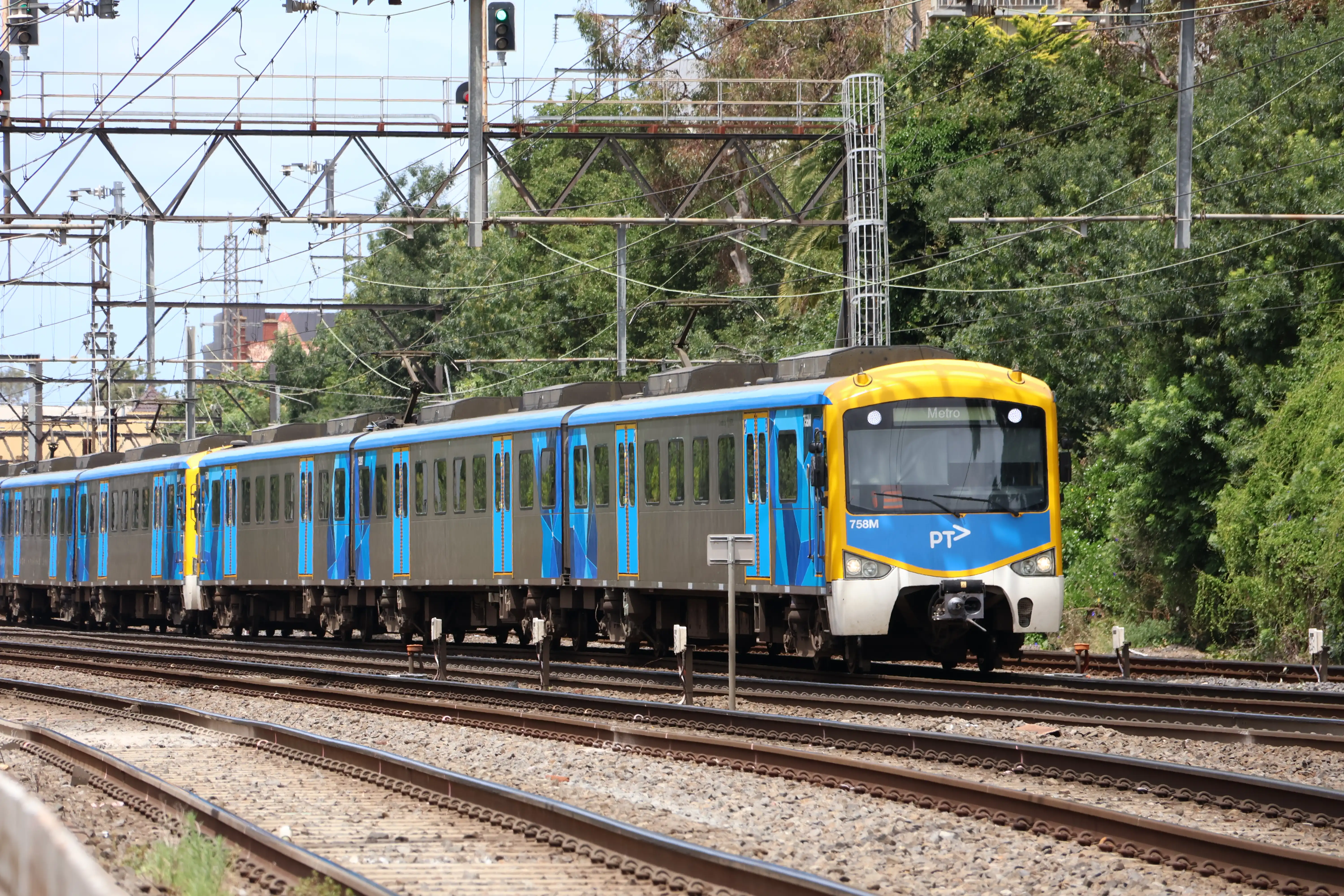 Siemens Nexas 758M