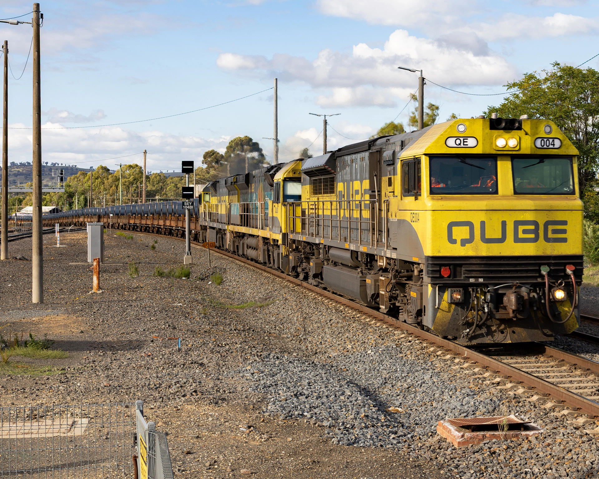 QE Class QE004