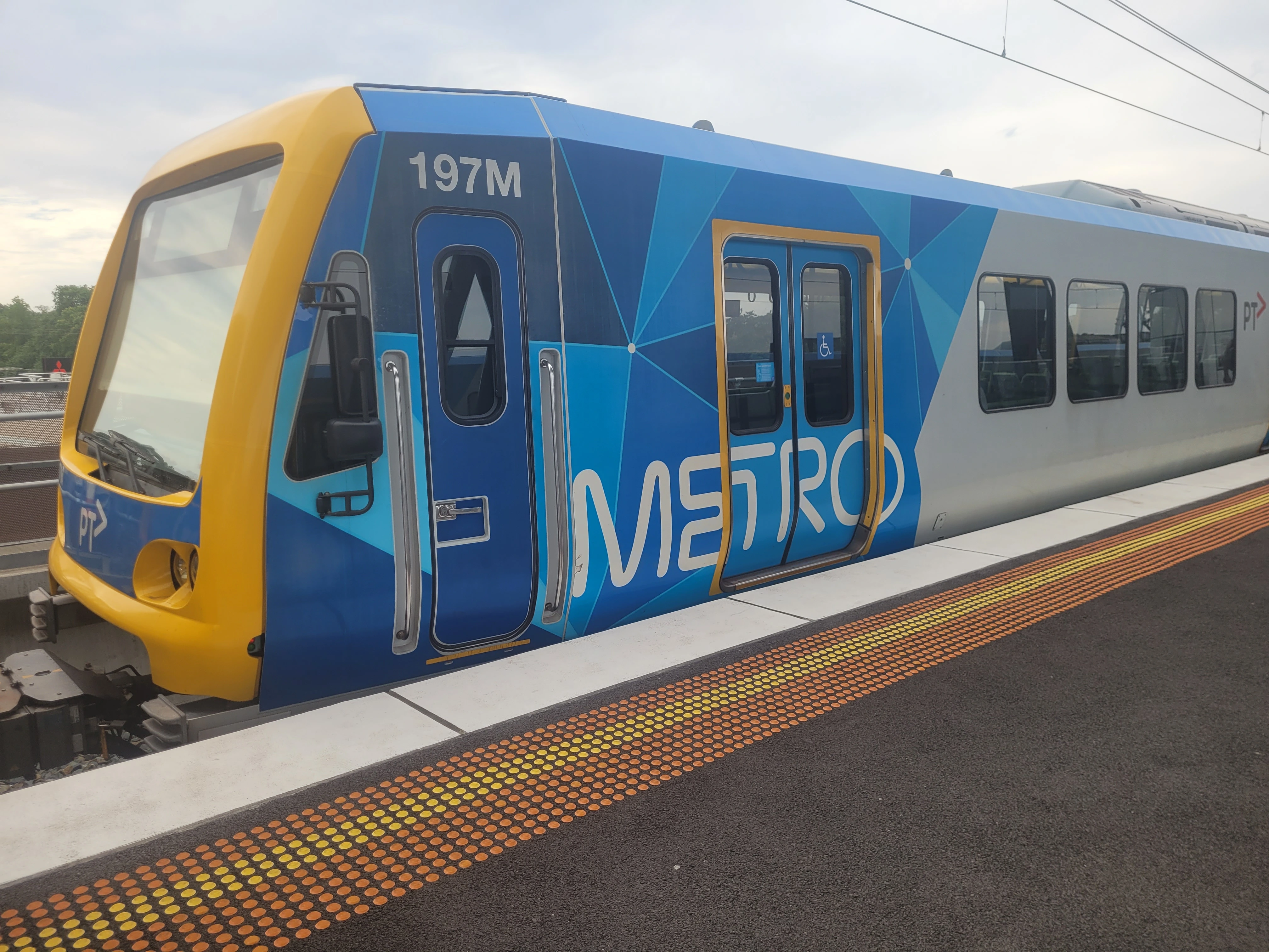 Xtrapolis 100 197M